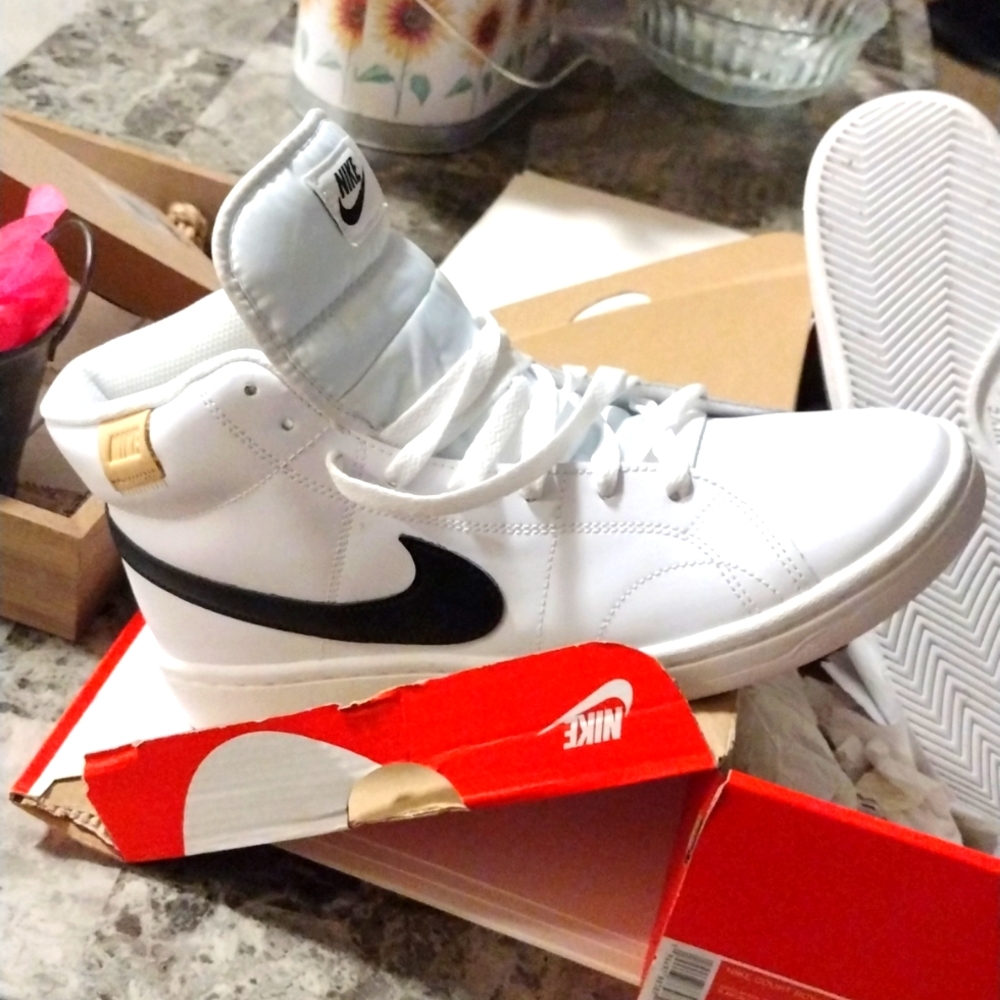 Throwback Nike